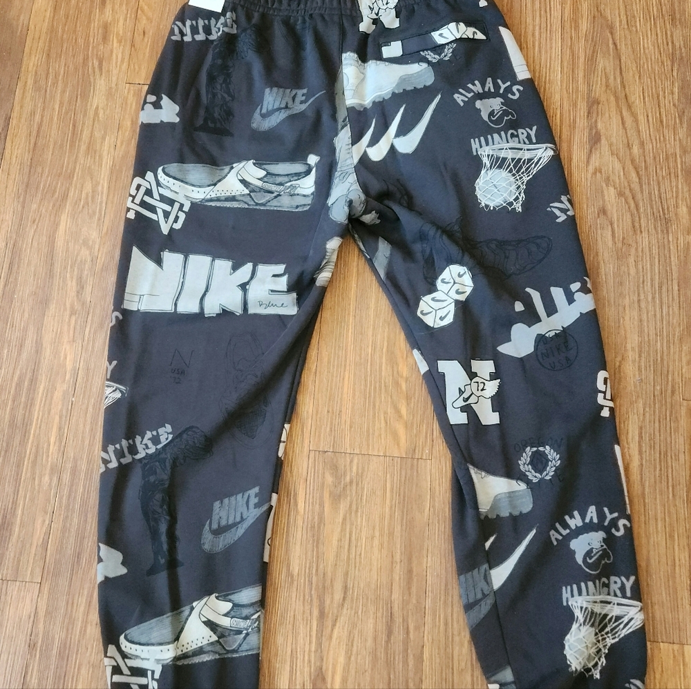 NWT Nike Urban Sweatpants Size XL - Picture 6 of 8